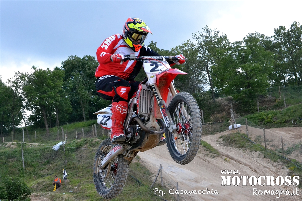 Igor Wischkin fa valere la sua stazza tra gli Amatoriali MX1 e fa una doppietta