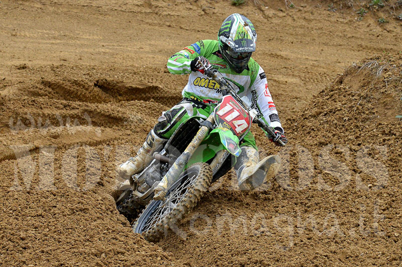 un immagine di Alessio nella stagione 2013 in sella alla Kawasaki Omero Racing